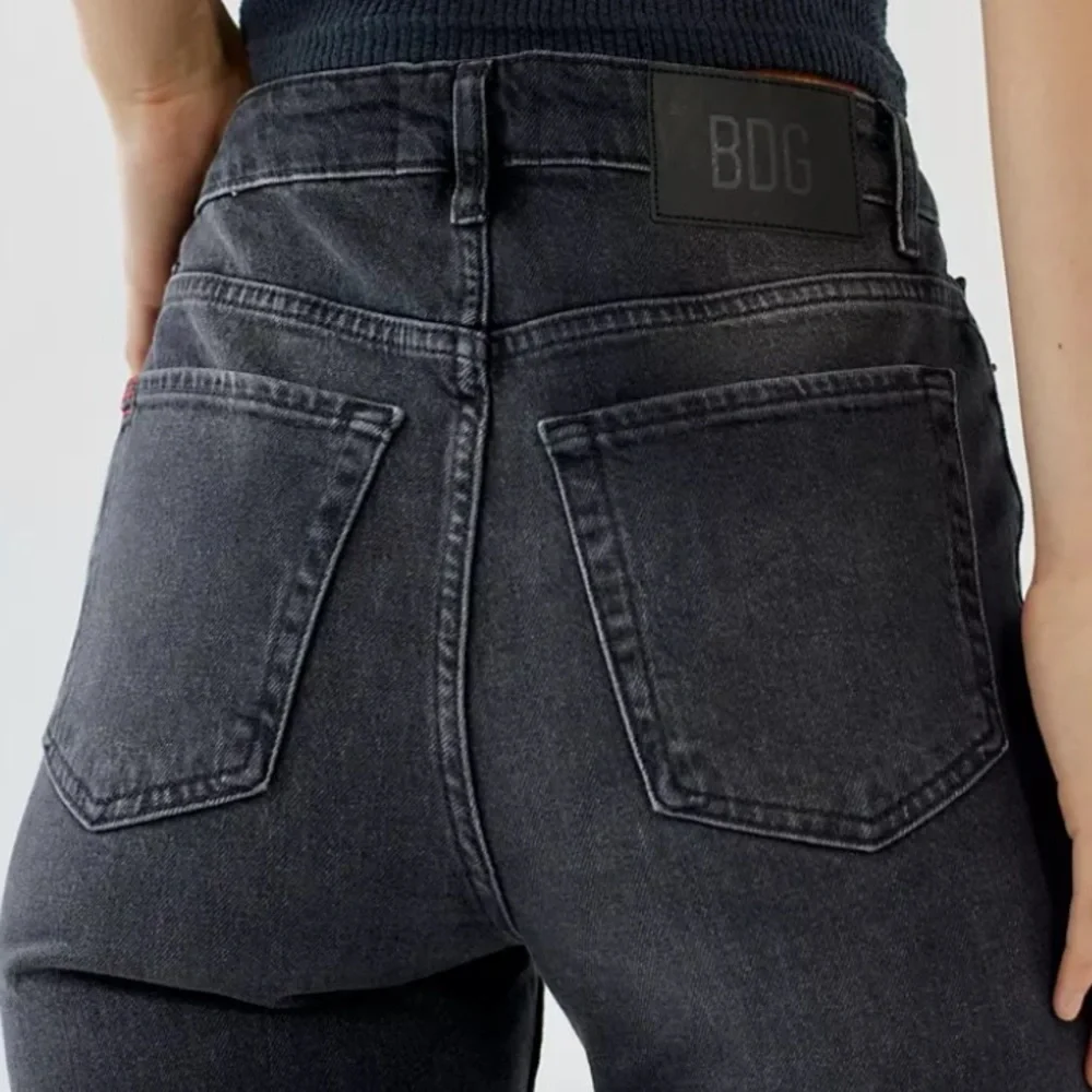 🟤NWT BDG High Waisted Skinny Jean in Black Sz 26